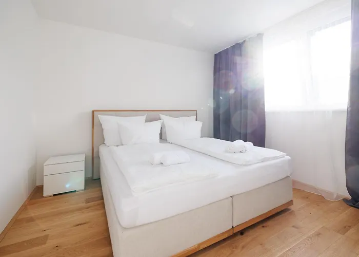 Symphony 42 - Modern Loft With Terrace And Grill In Location Апартаменти